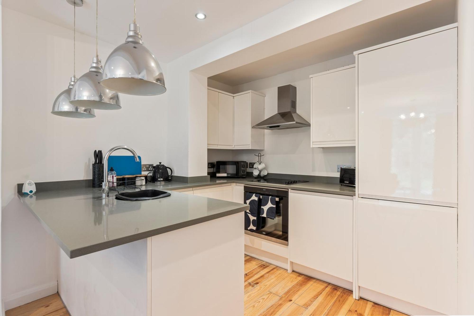 Charming 2-bed Flat With Garden In Londres